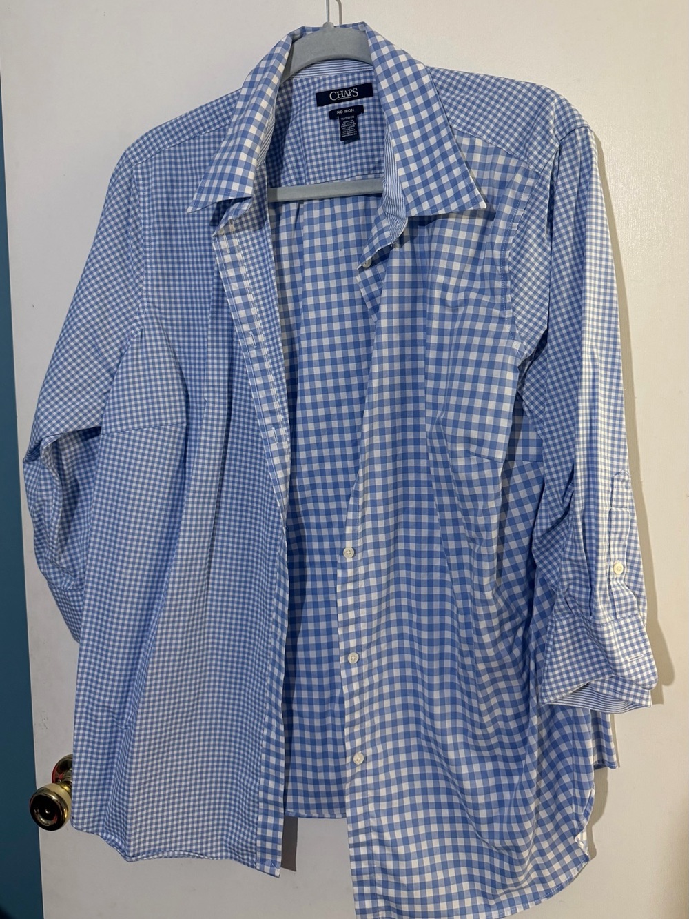Chaps Women’s Blue and White Gingham Dress Shirt